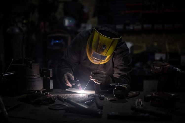 Пільгові кредити для зброярів